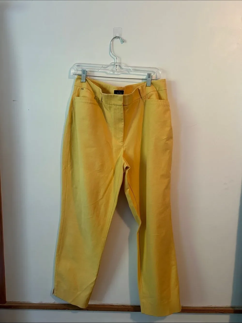 White House Black Market The Slim Ankle Yellow Women’s Dress Pants